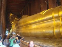 Reclining buddha in Wat Pho temple (Bangkok)